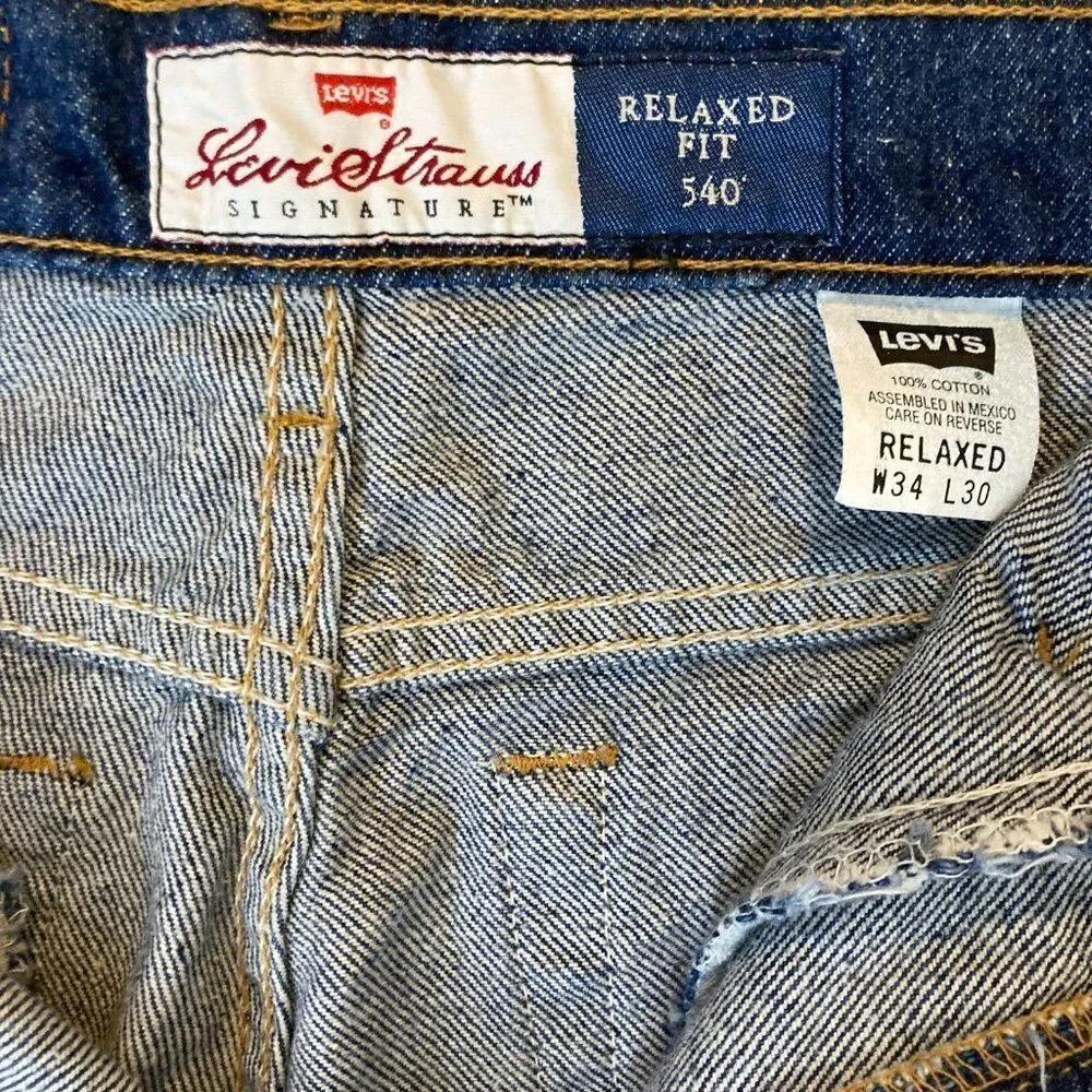 Vintage Levis Signature 540 Relaxed Denim Jeans Orange Tab Size 34x30